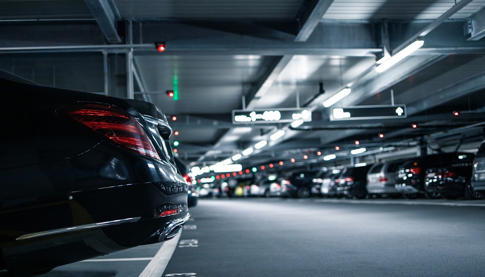 3 подземных паркинга